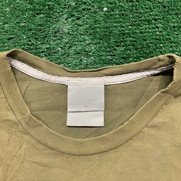 Vintage Y2K Nike Solo Swoosh Shirt Drab Khaki Tonal Logo Tee - Picture 3 of 4